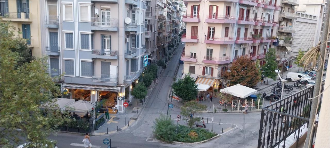 Lovely Apartment In The Heart Of Thessaloniki Center Buitenkant foto