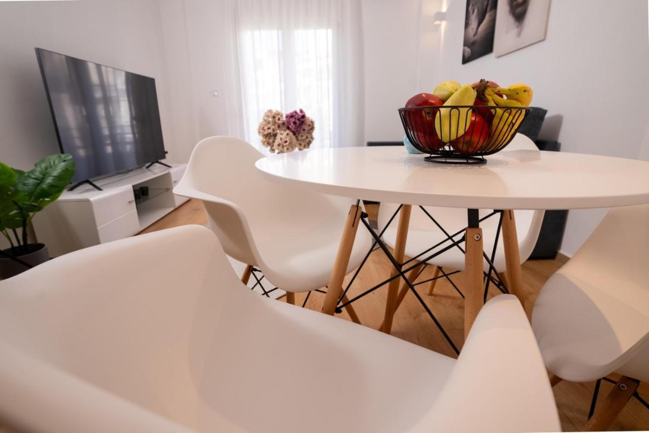 Lovely Apartment In The Heart Of Thessaloniki Center Buitenkant foto